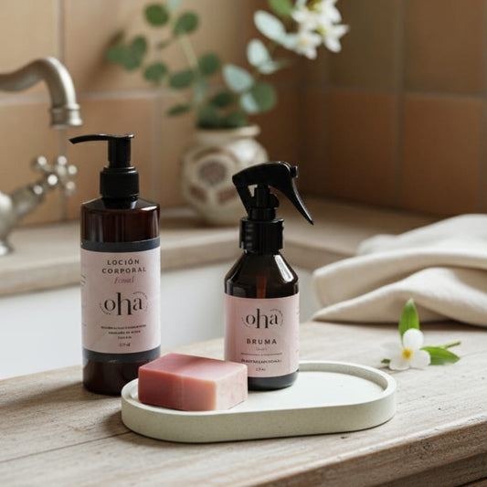 Regalo gratitud - Jabón artesanal, crema corporal, bruma para linos, bandeja de concreto